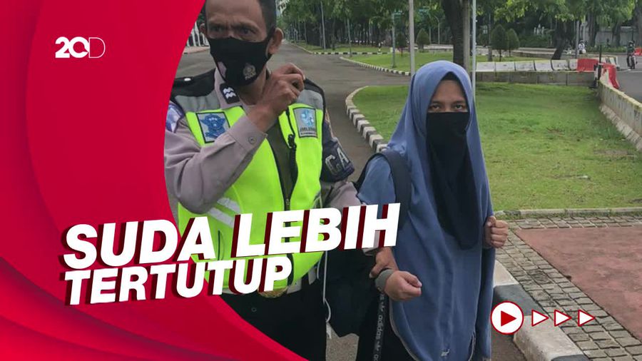 Sikap Siti Elina Berubah Usai Nikah hingga Mau Terobos Istana