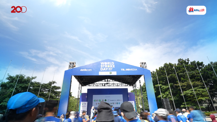 RS PON Ajak Masyarakat Jalan Sehat dalam Memperingati World Stroke Day