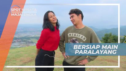 Bermain Paralayang di Sidamukti, Majalengka