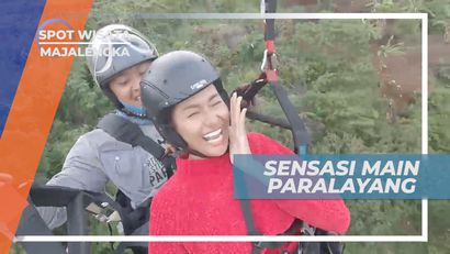 Paralayang Seru dan Mendebarkan di Sidamukti, Majalengka