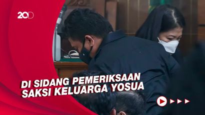 Momen Putri Cium Tangan Sambo Sebelum Jalani Persidangan