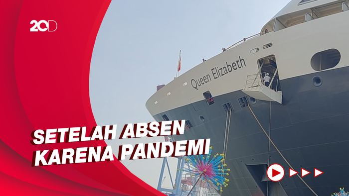 Melihat Kapal Pesiar Queen Elizabeth Bersandar Lagi di Tanjung Priok