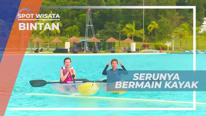 Tantangan Seru Berdiri di Atas Kayak, Treasure Bay Bintan