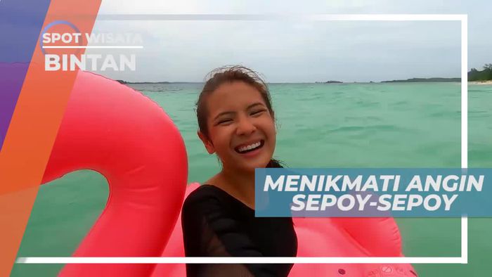Menikmati Suasana Sejuk di White Sand Island Bintan
