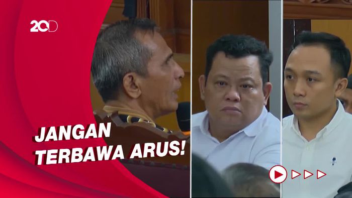 Ayah Yosua ke Ricky-Kuat: Lihat ke Sini, Biar Saya Lihat Bola Matamu