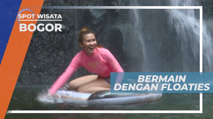 Curug Jaksa, Seru-seruan Bermain Floaties di Bawah Aliran Air Terjun, Bogor