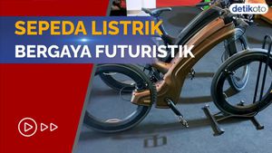 Mejeng di IMOS 2022, Harga Sepeda Listrik Ini Bikin Bergidik!