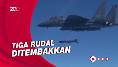 Momen Angkatan Udara Korea Selatan Luncurkan Rudal ke Perbatasan Korea Utara