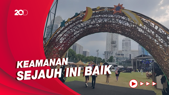 Antusias Penonton Joyland Festival di Hari Pertama