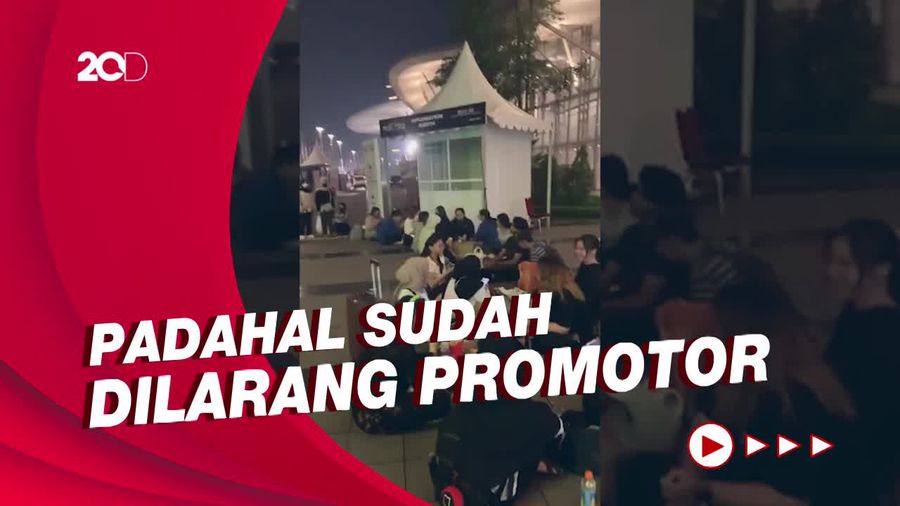 Fans Antre Sejak Semalam di ICE BSD Demi Nonton Konser NCT 127