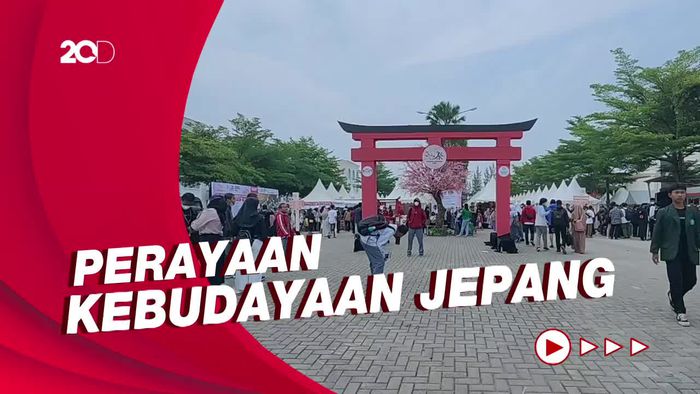Berburu Kuliner dan Pernak-pernik Jepang di Festival Sakura Matsuri