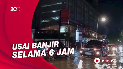 Banjir di Kemang Raya Surut, Kendaraan Mulai Melintas