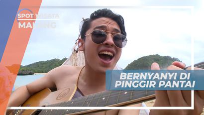 Berdendang Menyanyikan Lagu di Tepi Pantai, Malang