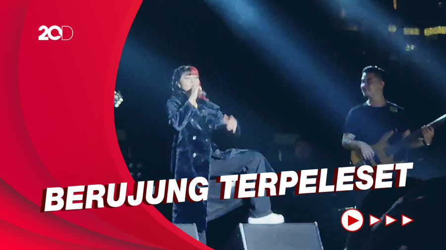 Aksi Kocak Isyana Ngomong Logat Medok di Panggung Joyland Festival