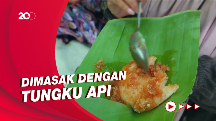 Menikmati Jajanan Tradisional Kue Apem Kicir