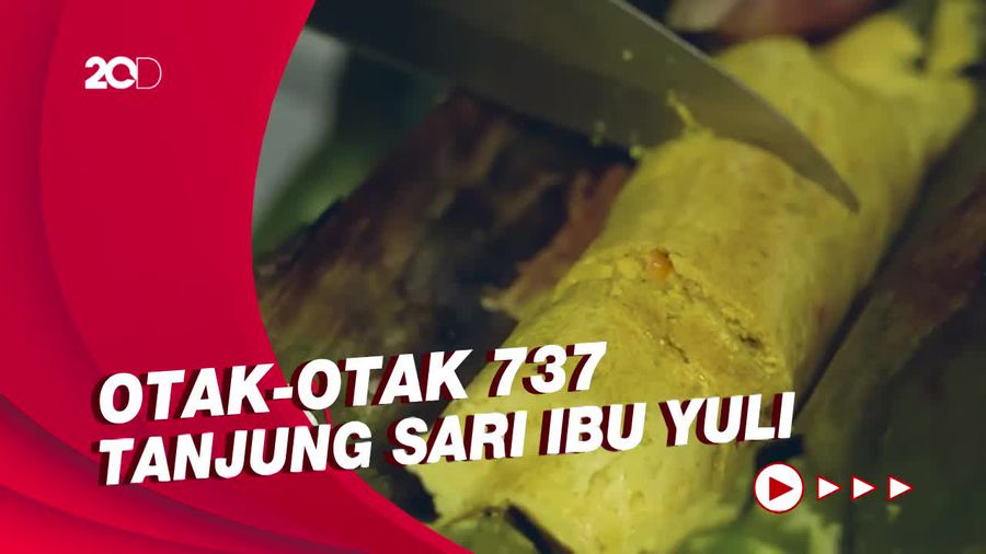 Bikin Laper: Makan Otak-otak Goreng Dekat Pantai