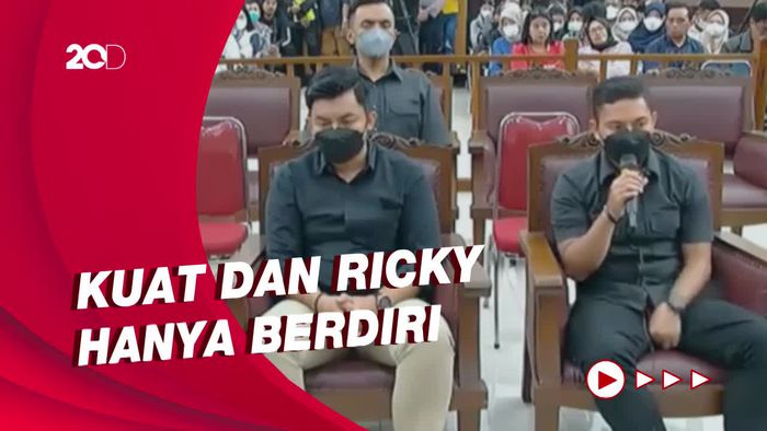 Ajudan Sambo Peragakan Posisi Kuat dan Ricky Usai Yosua Terbunuh