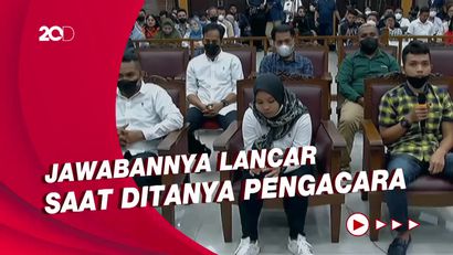 Sindiran Hakim ke ART Sambo yang Kayak Sakit Gigi Saat Ditanya Jaksa