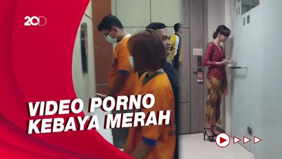 Akhir Jejak Si Kebaya Merah yang Kini Berganti Oranye