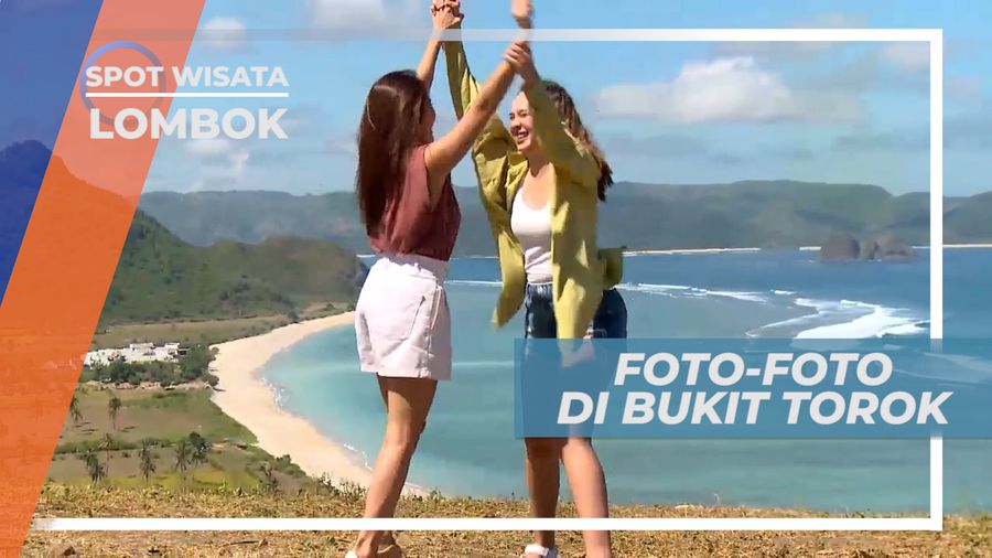 Cekrak-cekrek Berpose Seru di Bukit Torok yang Mempesona, Lombok