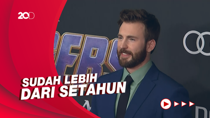 Chris Evans Dikabarkan Pacari Aktris 16 Tahun Lebih Muda