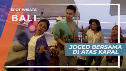 Berdansa Bersama di Atas Kapal Pesiar Bali