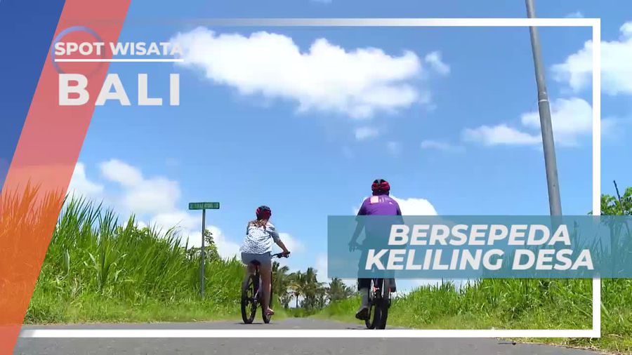 Bersepeda Keliling Desa Ditemani Panorama Sawah nan Hijau, Bali