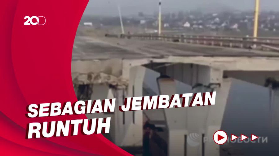 Melihat Dari Dekat Kerusakan Jembatan Antonovskyi di Kherson