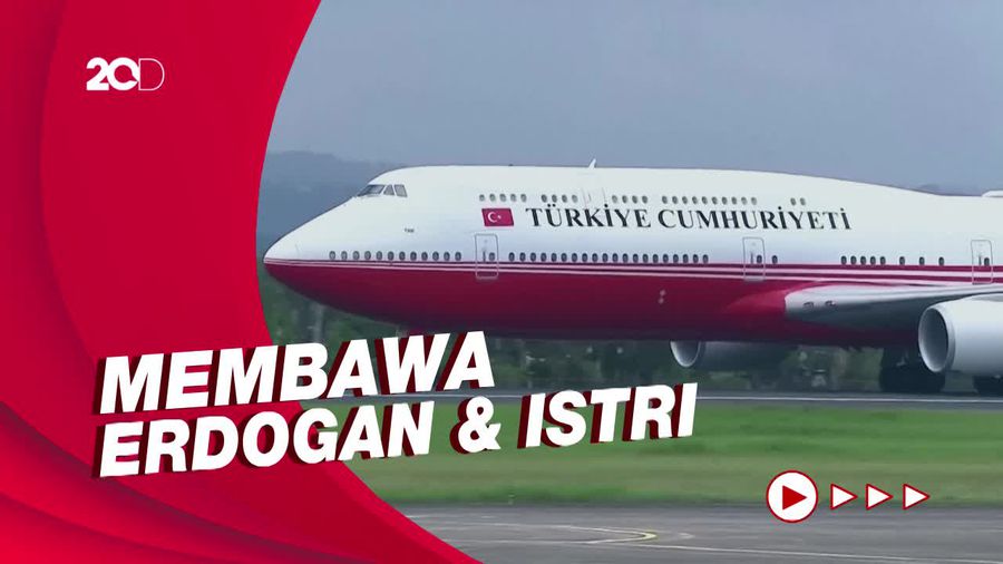 Momen Air Force One Turki Tiba di KTT G20 Bali
