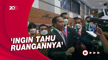 Momen Jokowi Blusukan Malam-malam ke Media Center KTT G20