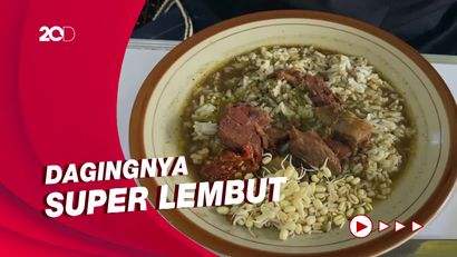 Gurih Berempah Rawon Kiroman di Malang