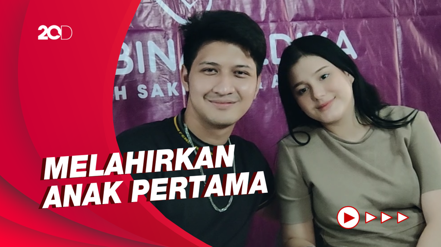 Aditya Zoni Tak Kuasa Tahan Tangis saat Istrinya Melahirkan