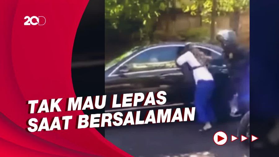 Alasan Paspampres Tarik Wanita Penerobos Iring-iringan Jokowi