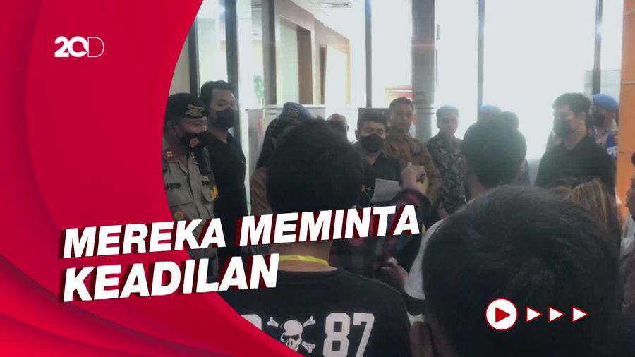 Korban Tragedi Kanjuruhan Datangi Bareskrim Polri