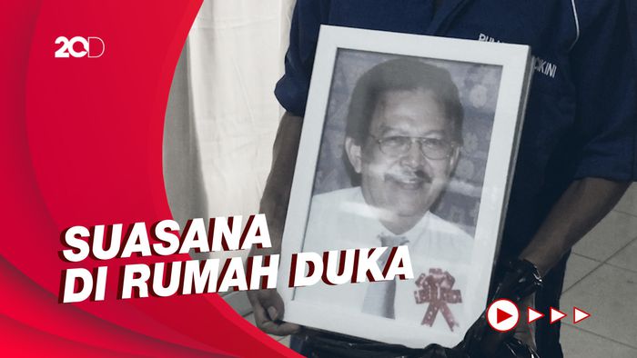 Rudy Salam Berpulang, Keluarga Saling Peluk dan Menguatkan