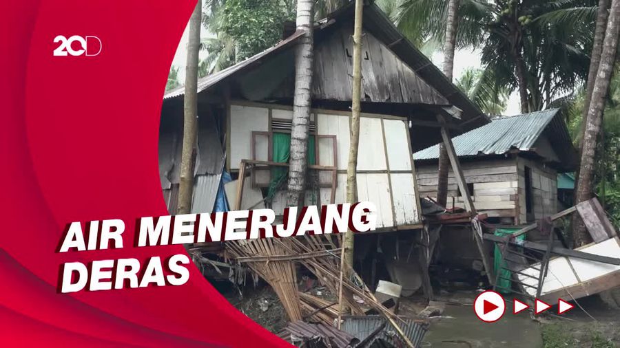 Banjir 3 Meter Rusak Rumah Warga di Polman, Ada yang Sampai Roboh