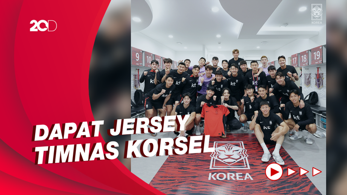 Momen Jungkook BTS Foto Bareng Timnas Korsel Jelang Piala Dunia 2022