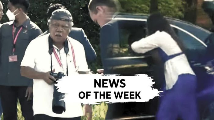 Terpopuler Sepekan: Basuki Jadi Fotografer, Wanita Terobos Paspampres