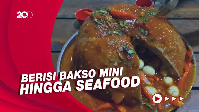 Pedas Nikmat Bakso Lava dengan Beragam Isian, Beratnya 3 Kg!