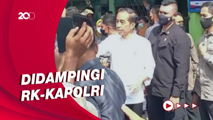 Jokowi Cek Posko Pengungsian Korban Gempa Cianjur