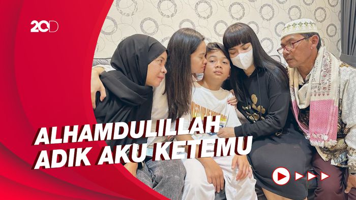 Dinar Candy Akhirnya Temukan Keluarga yang Hilang saat Gempa Cianjur