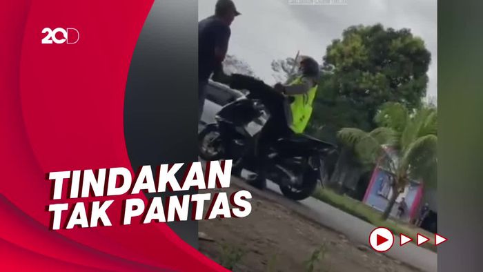 Polisi di Jambi Tendang Sopir Truk Batu Bara, Berakhir Damai
