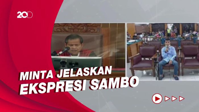 Hakim Minta Kodir Emojikan Ekspresi Sambo Usai Penembakan Yosua