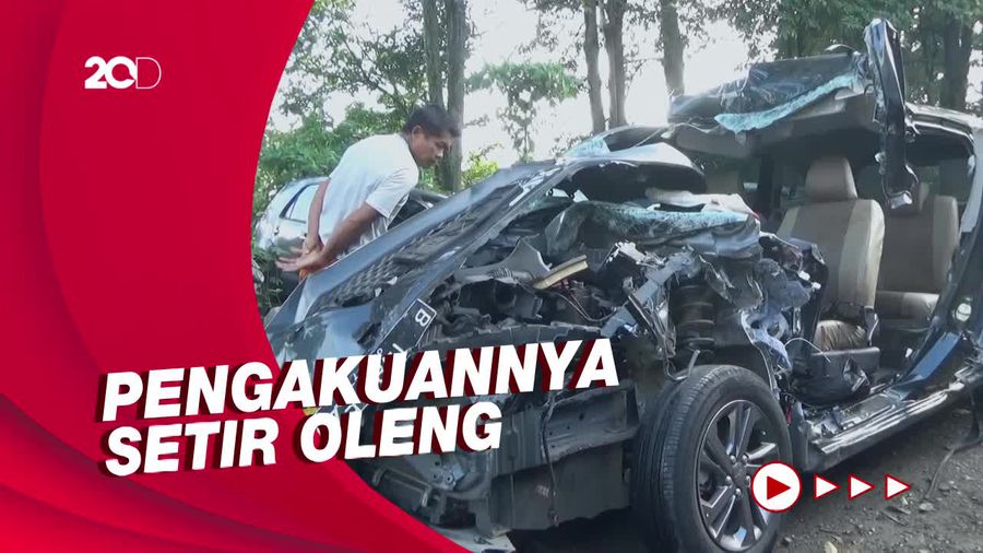 Minibus Seruduk Truk di Tol Cipularang, Satu Tewas-Sopir Selamat