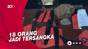 Keris hingga Parang Diamankan dari Massa Anarkis di Lampung Tengah