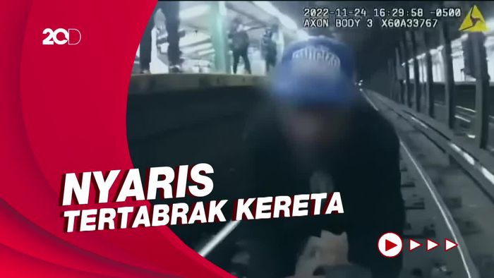 Momen Heroik Polisi AS Selamatkan Warga yang Jatuh di Rel Kereta 