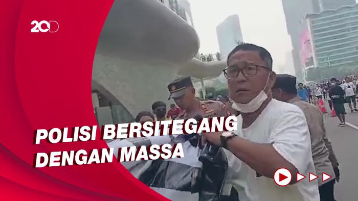 Ribut-ribut Pembubaran Massa Tolak RKUHP di CFD Bundaran HI oleh Polisi