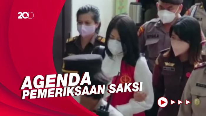 Putri Candrawathi Jalani Sidang Usai Sempat Positif Covid