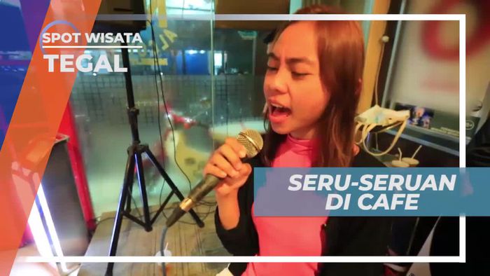 Berkunjung ke Cafe Bernuansa Klasik di Tegal