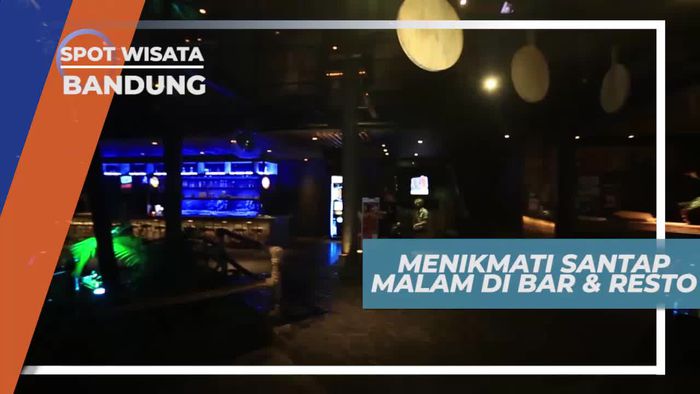 Menikmati Santap Malam di Bar & Resto, Bandung